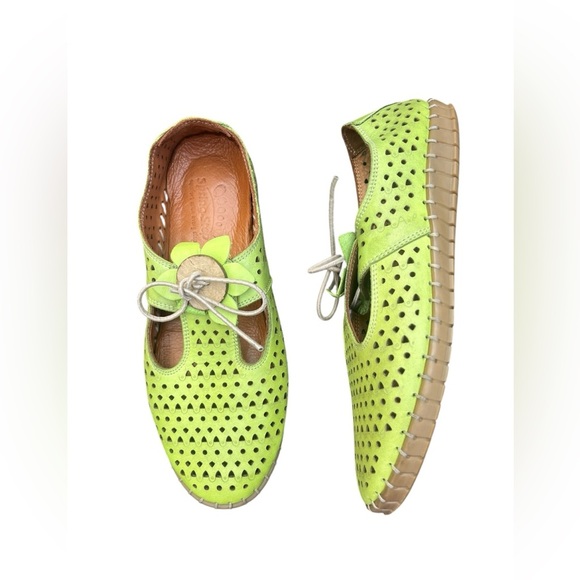 Spring Step Women's Sunflowery Slip-on Shoes Sz 8.5 - Picture 1 of 8